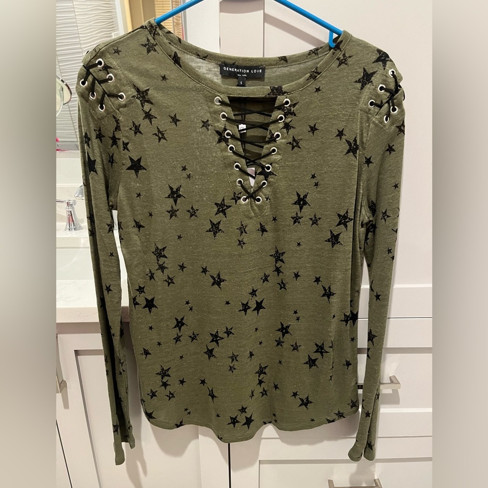 Generation Love Valentina star long sleeve tee.